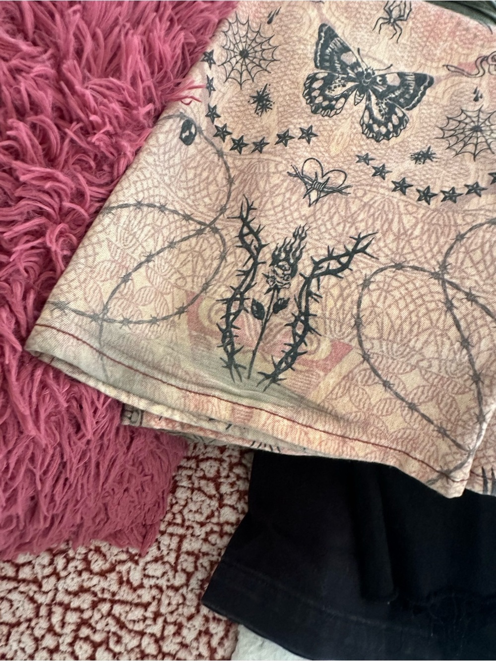 BDG Peach-Pink Tattoo Print Flared Pants - Picture 5 of 5